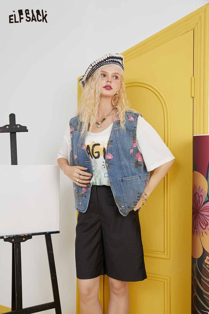 ELFSACK Artistic Magic Print Scoop Neck Tee