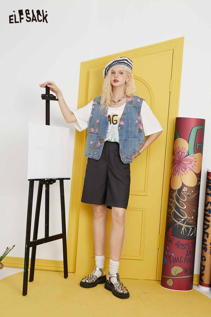 ELFSACK Artistic Magic Print Scoop Neck Tee