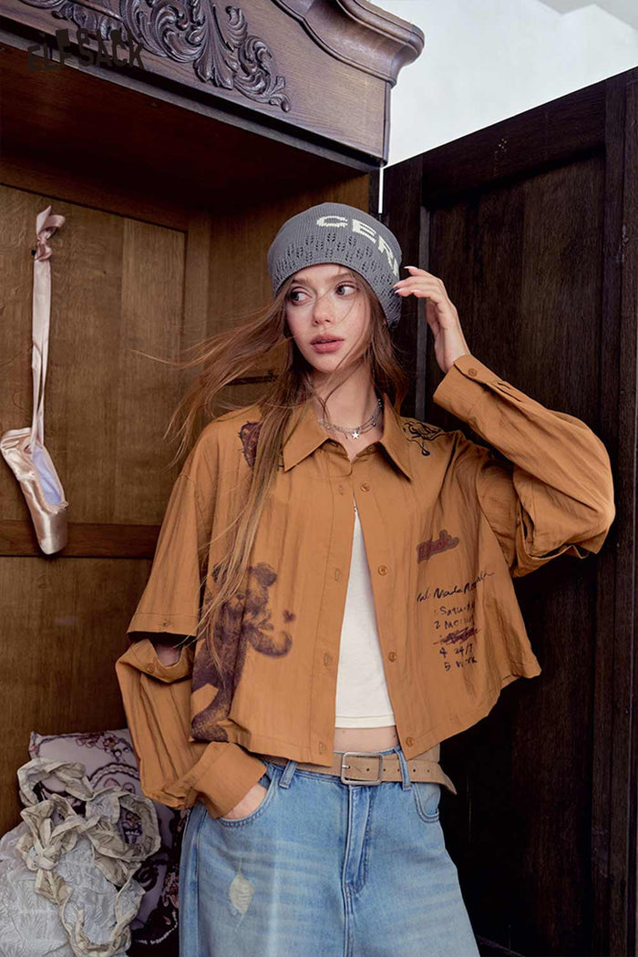 Cartoon Bear Graphic Cropped Blouse