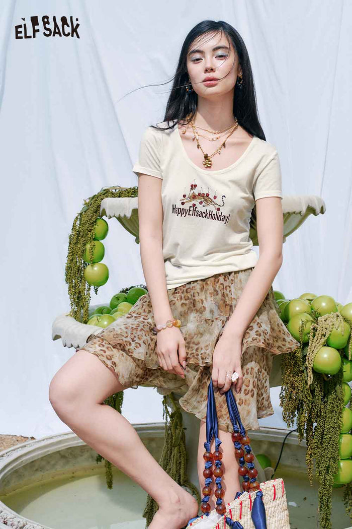 ELFSACK Cheetah Holiday U?Neck Slim Tee