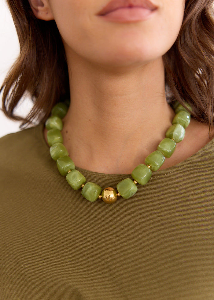 Collier Meera