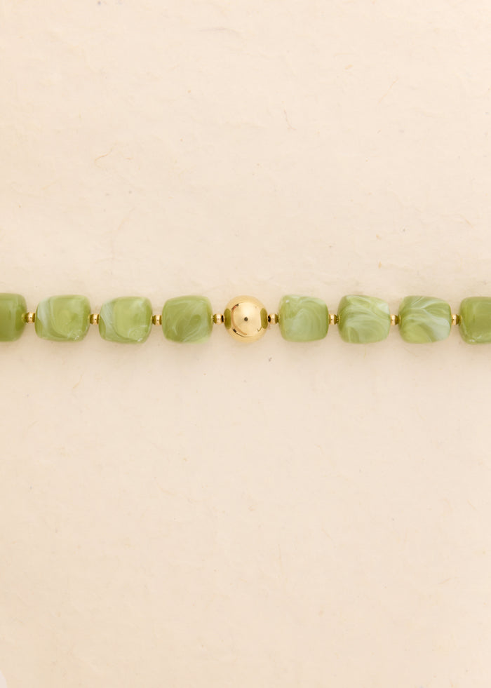 Collier Meera