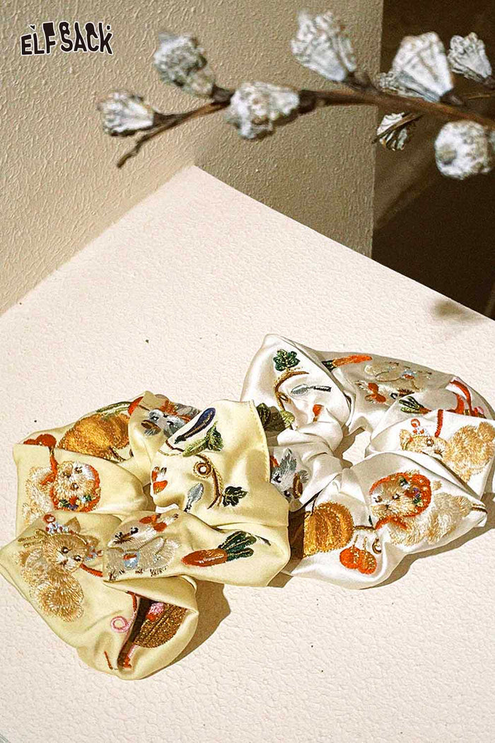 ELFSACK Cream Satin Scrunchie With Embroidered Animal Vegetable Patterns