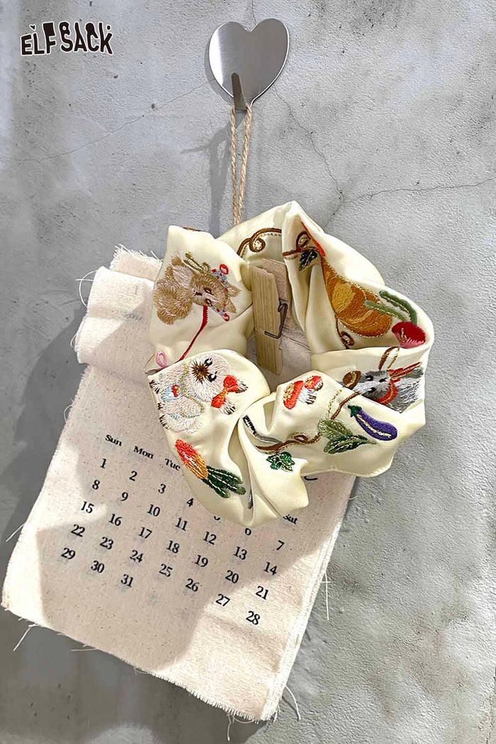 ELFSACK Cream Satin Scrunchie With Embroidered Animal Vegetable Patterns