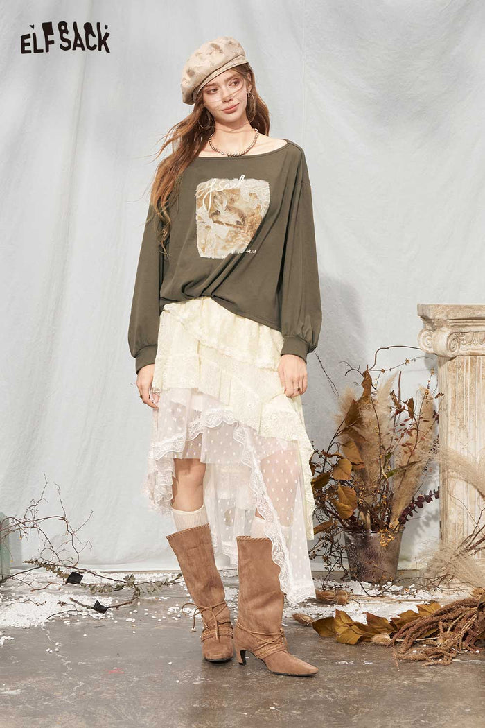 Crop Deer Graphic Lace Long Sleeve Sweatshirt