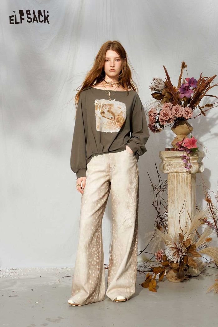 Crop Deer Graphic Lace Long Sleeve Sweatshirt