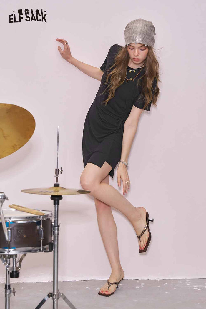 ELFSACK Cute Black Graphic Shirred Short Sleeve Tshirt Slim Dress