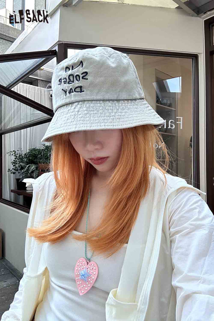 ELFSACK Distressed Denim Letter Embroidery Wide Brim Sun Hat