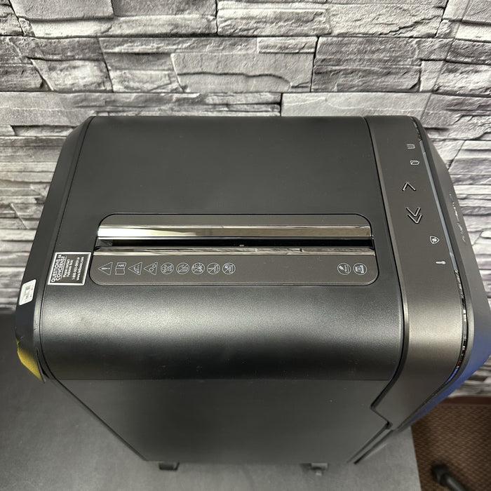 8610709
