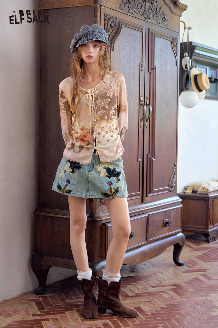 ELFSACK Floral Print Lace Trim Long Sleeve Tee