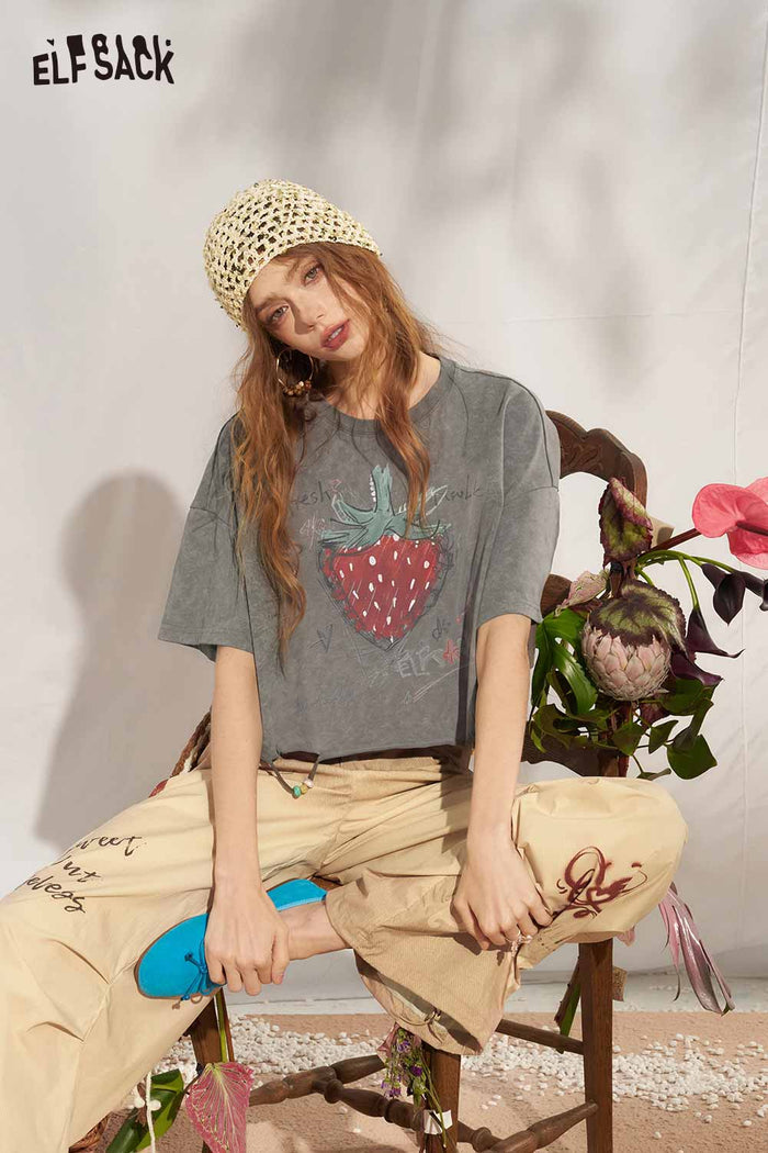 ELFSACK Hand Drawn Strawberry Raw Hem Tee