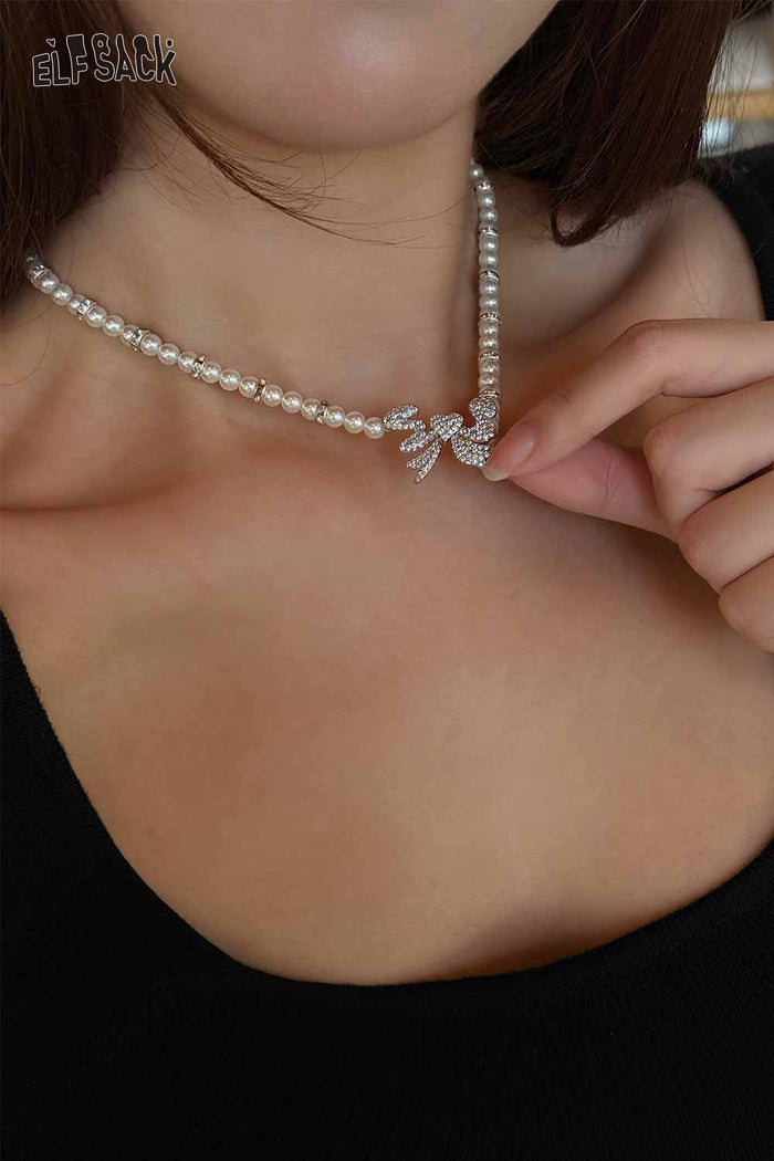 ELFSACK Handcrafted Pearl Necklace Alloy Minimalist Pendant for Layering