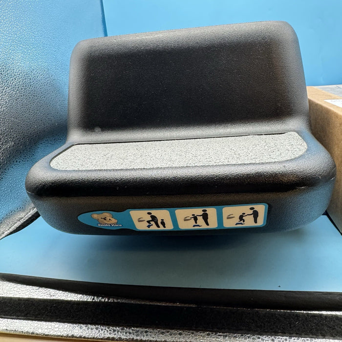 8634098