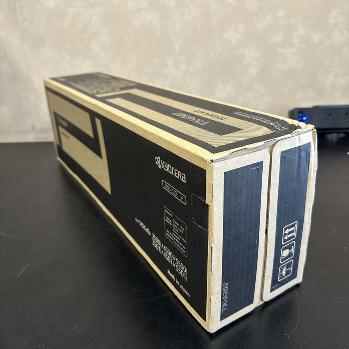 8881800