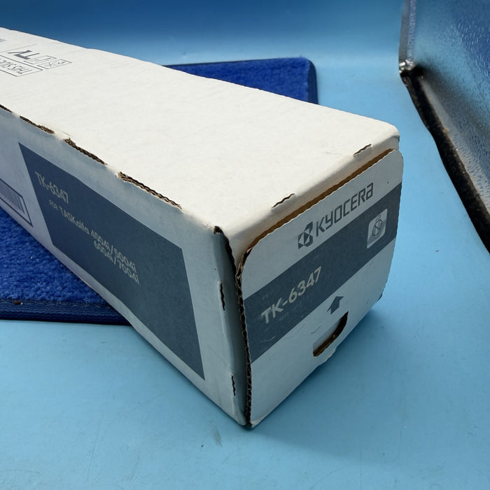 8851023