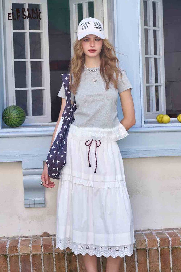 ELFSACK Lace Trim Hem Crew Neck Tee