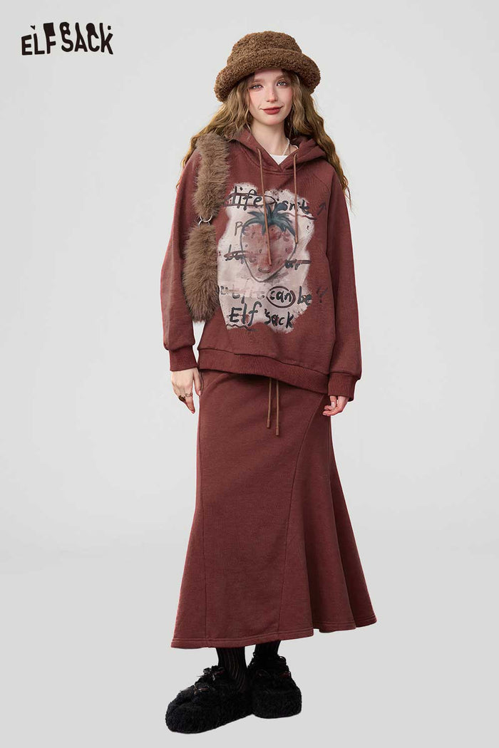 ELFSACK Light Angora Red Strawberry Print Hoodie Half Skirt Set