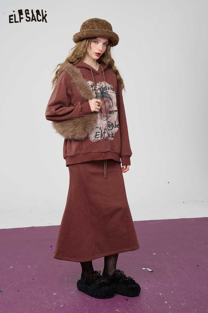 ELFSACK Light Angora Red Strawberry Print Hoodie Half Skirt Set