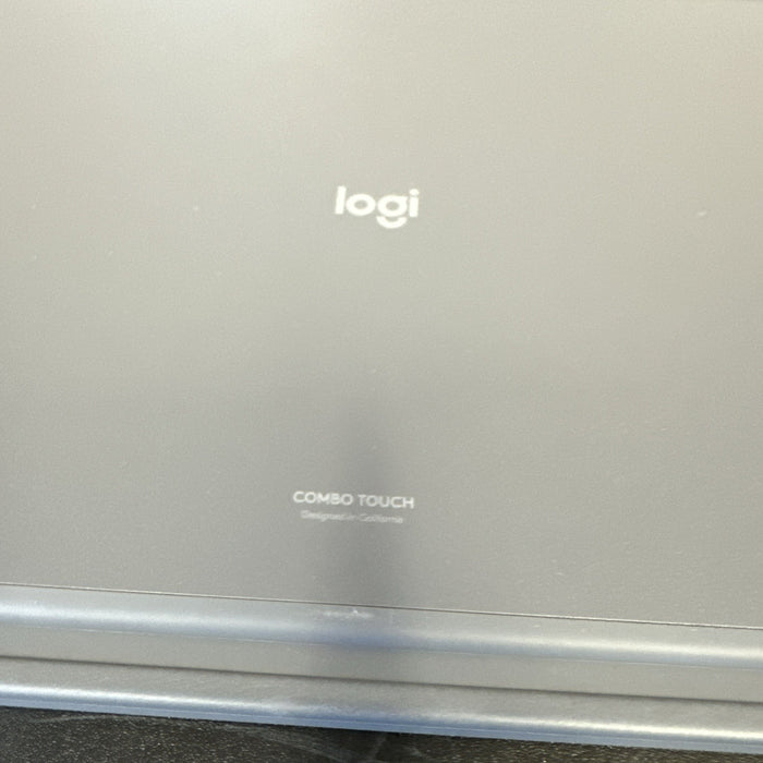 8781072
