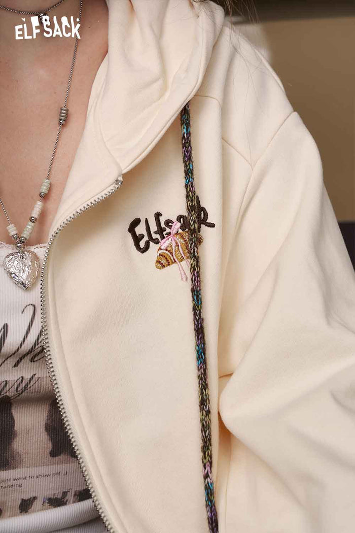 ELFSACK Loose-Fit Embroidered Cropped Hoodie