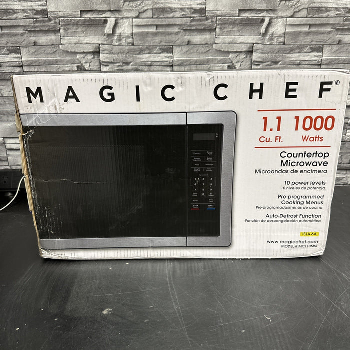 8610589