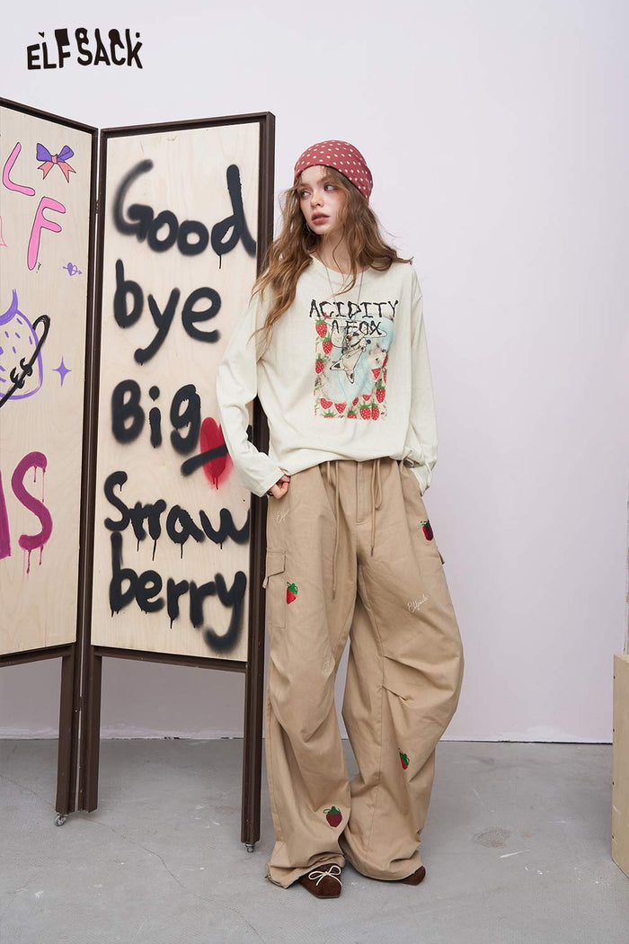 ELFSACK Oversized Playful Strawberry Fox Graphic Drop Shoulder Tee