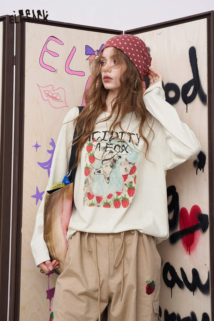 ELFSACK Oversized Playful Strawberry Fox Graphic Drop Shoulder Tee