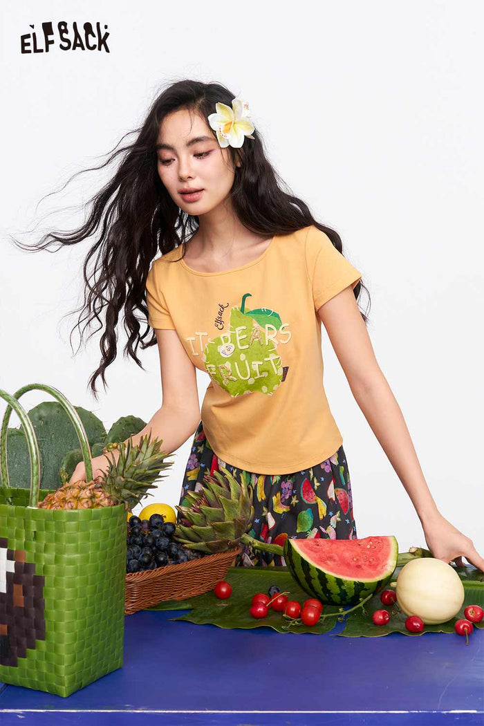 ELFSACK Pear Embroidery Hollow Neck Crop Tee