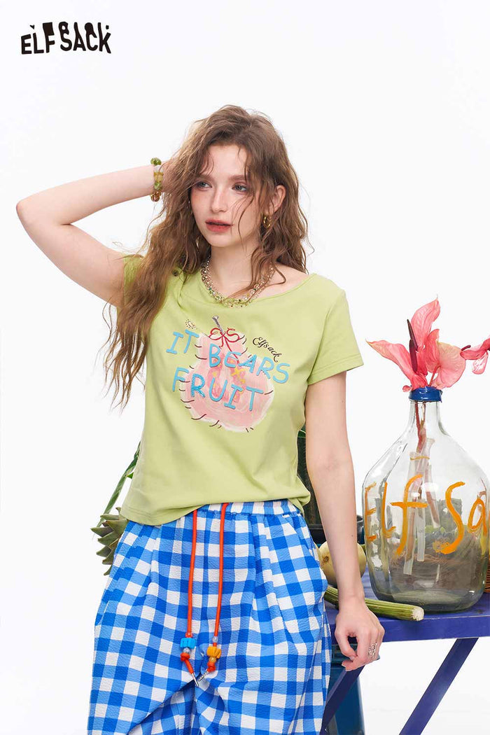 ELFSACK Pear Embroidery Hollow Neck Crop Tee