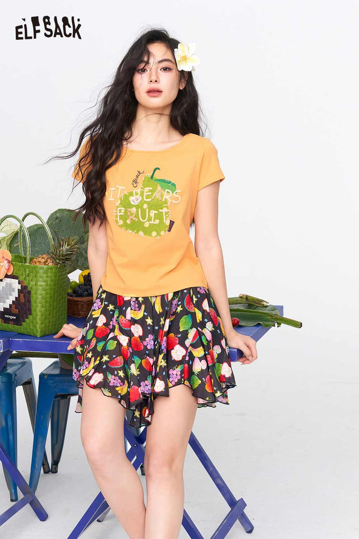 ELFSACK Pear Embroidery Hollow Neck Crop Tee