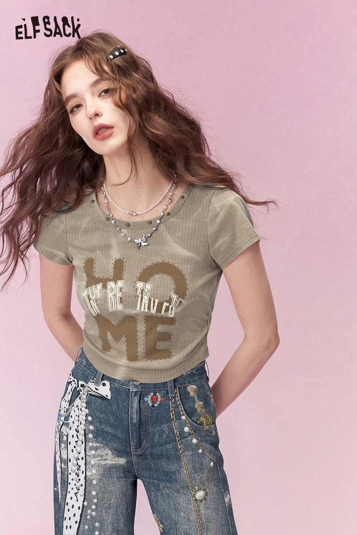 ELFSACK Rivet Trim Letter Print Ribbed Tee