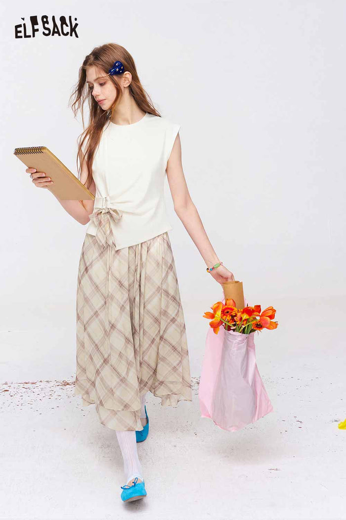 ELFSACK Ruched Top and Plaid Skirt Set