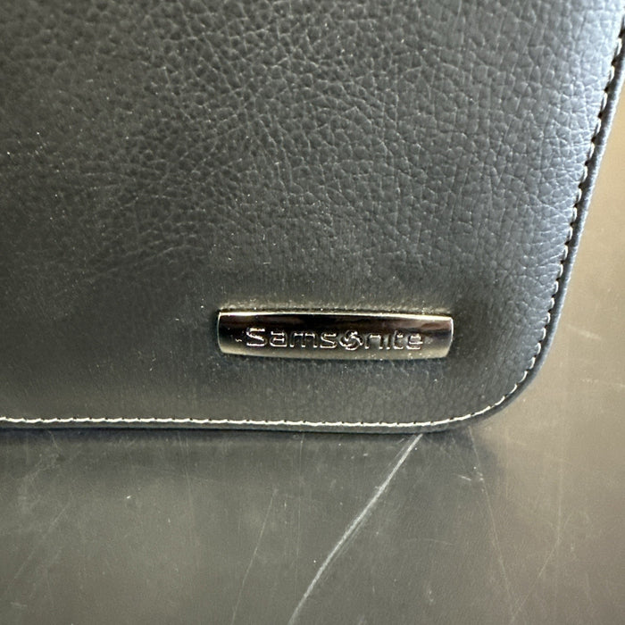 8949337
