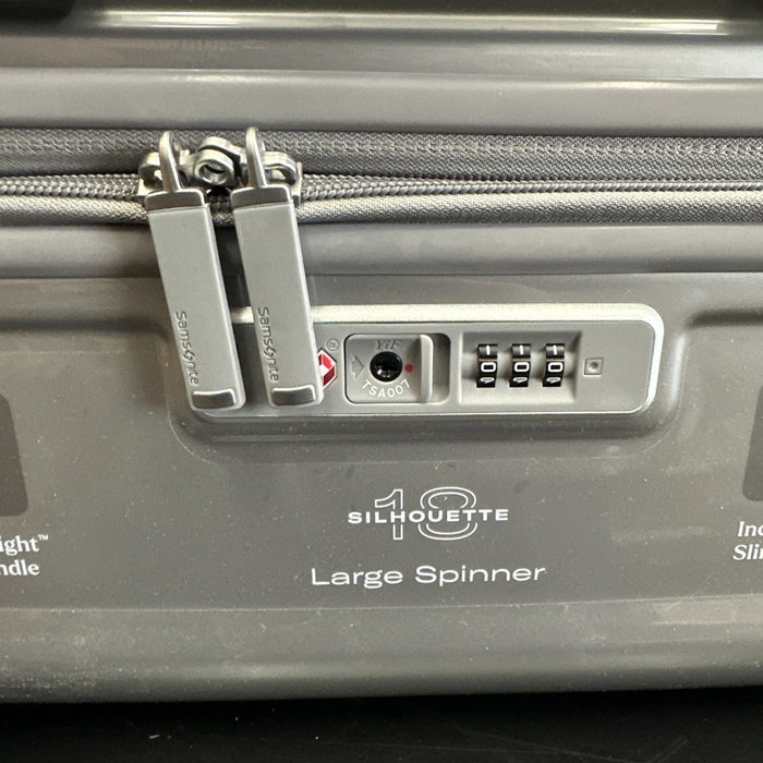 8950970