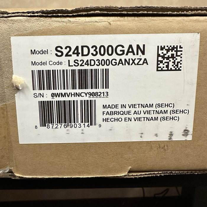 8596647