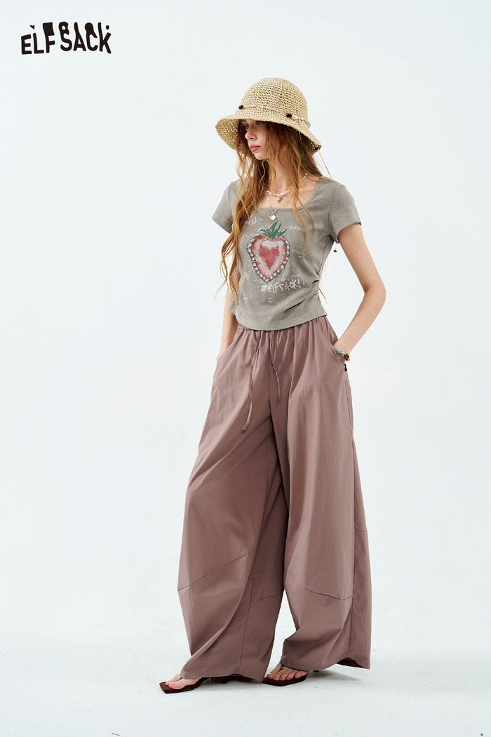 ELFSACK Sketch Strawberry Ruched Crop Tee