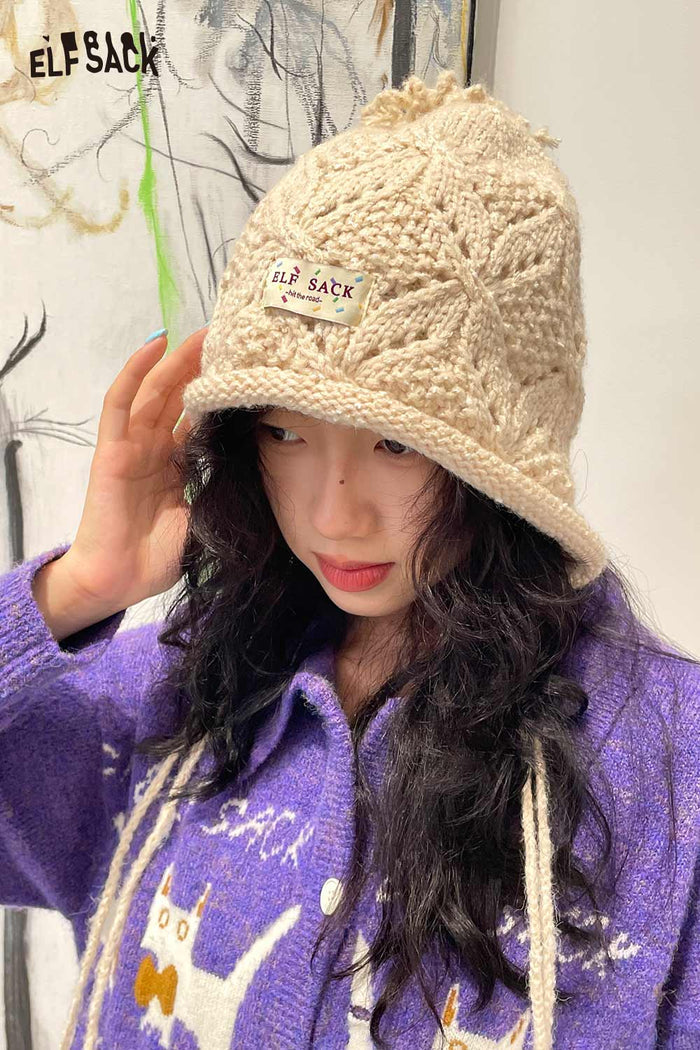 ELFSACK Soft Braided Tassel Detail Solid Color Bucket Hat