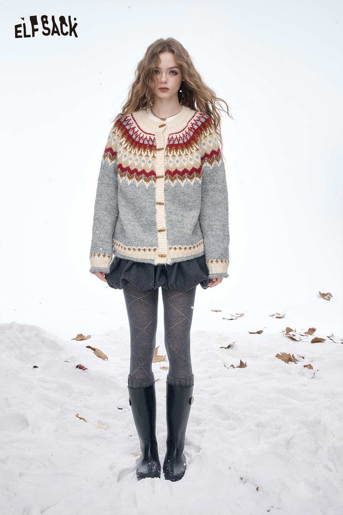 ELFSACK Soft Christmas Party Striped Toggle Round Neck Sweater