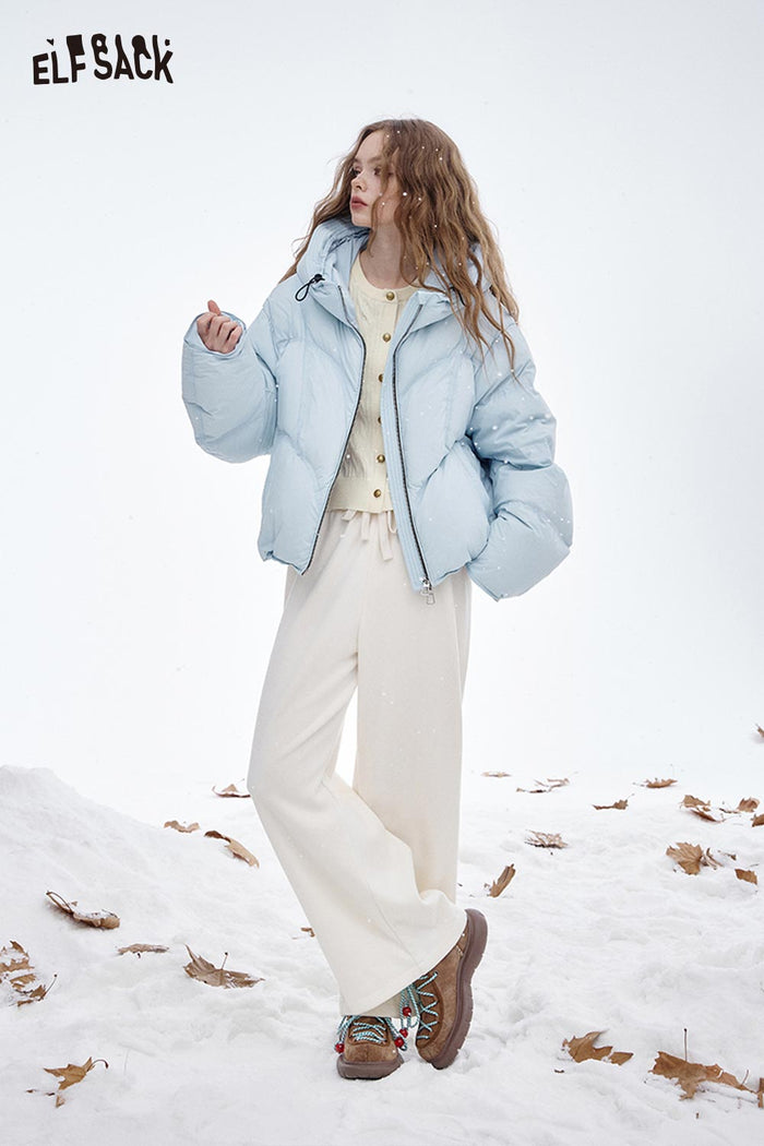 ELFSACK Soft Golden Button Embroidered Knit Sweater