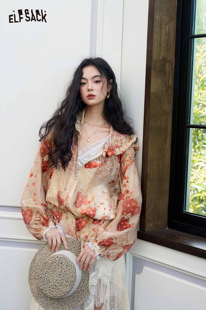 ELFSACK Strawberry Lace Hooded Jacket