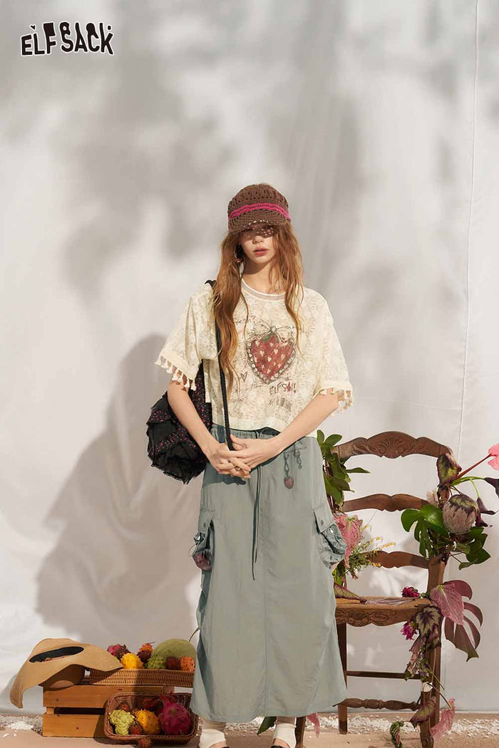 ELFSACK Strawberry Lace Tassel Cropped Gothic Tee