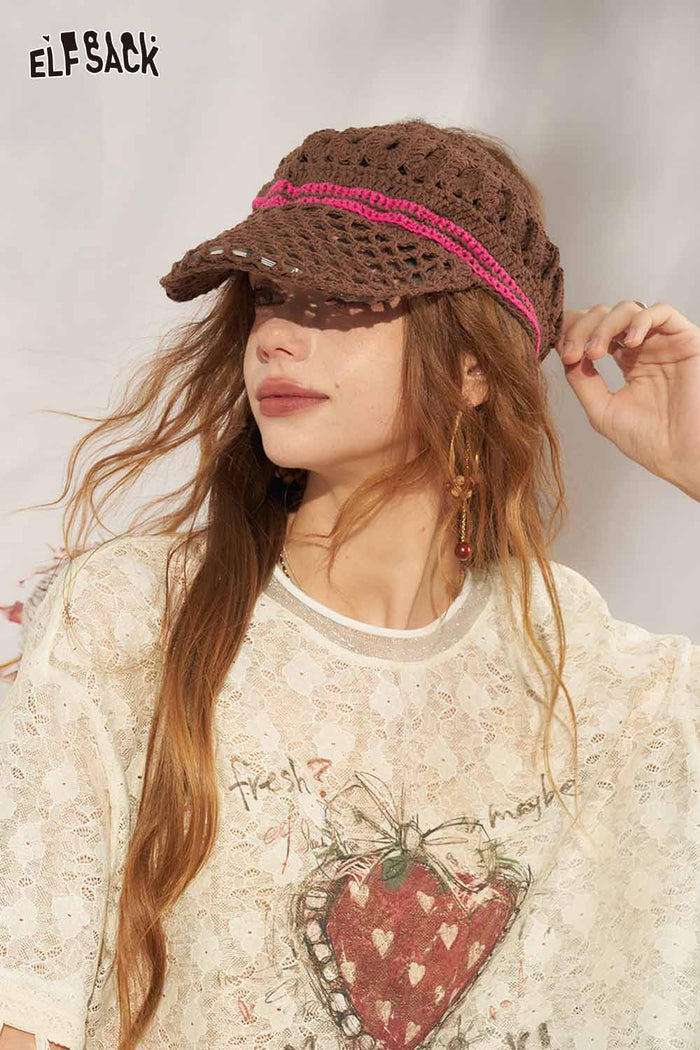 ELFSACK Strawberry Lace Tassel Cropped Gothic Tee