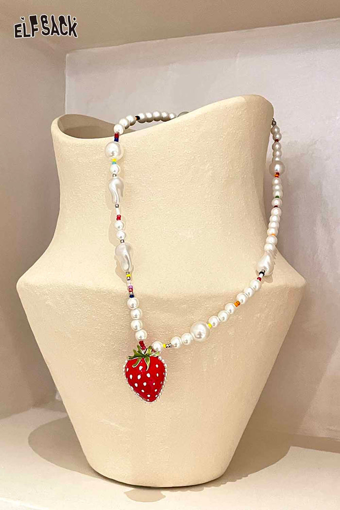ELFSACK Strawberry Pendant Baroque Pearl Necklace