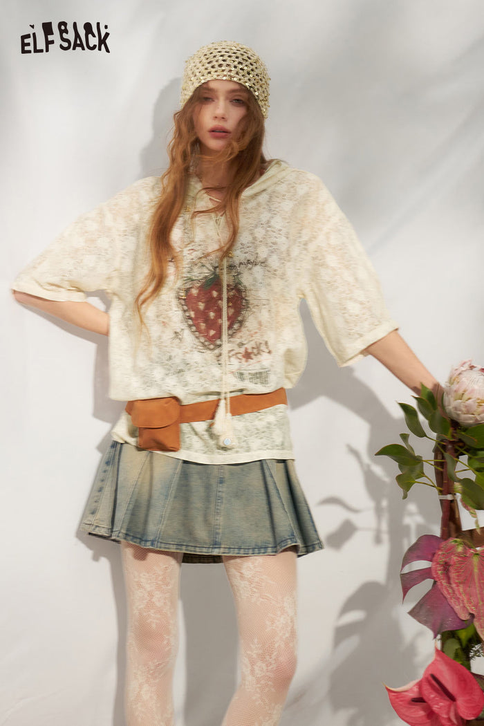 ELFSACK Strawberry Print Lace V-Neck Blouse