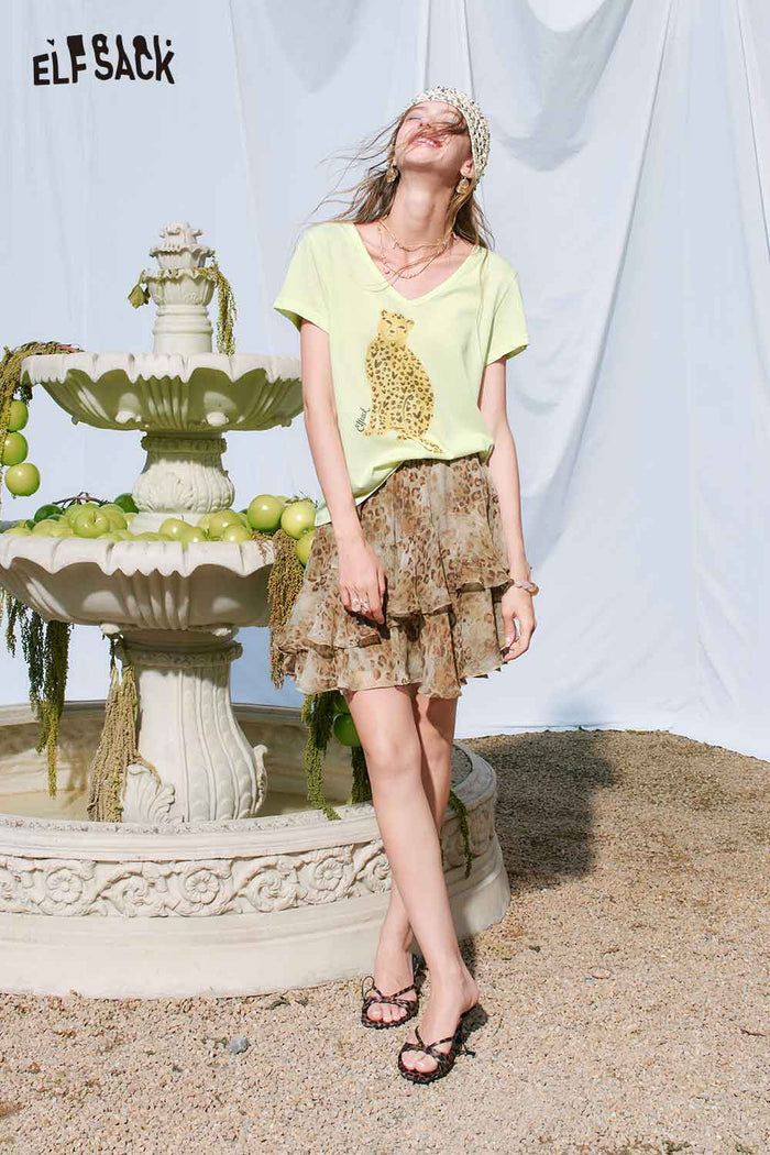 ELFSACK Tiered Ruffle Shimmery Leopard Mini Skirt