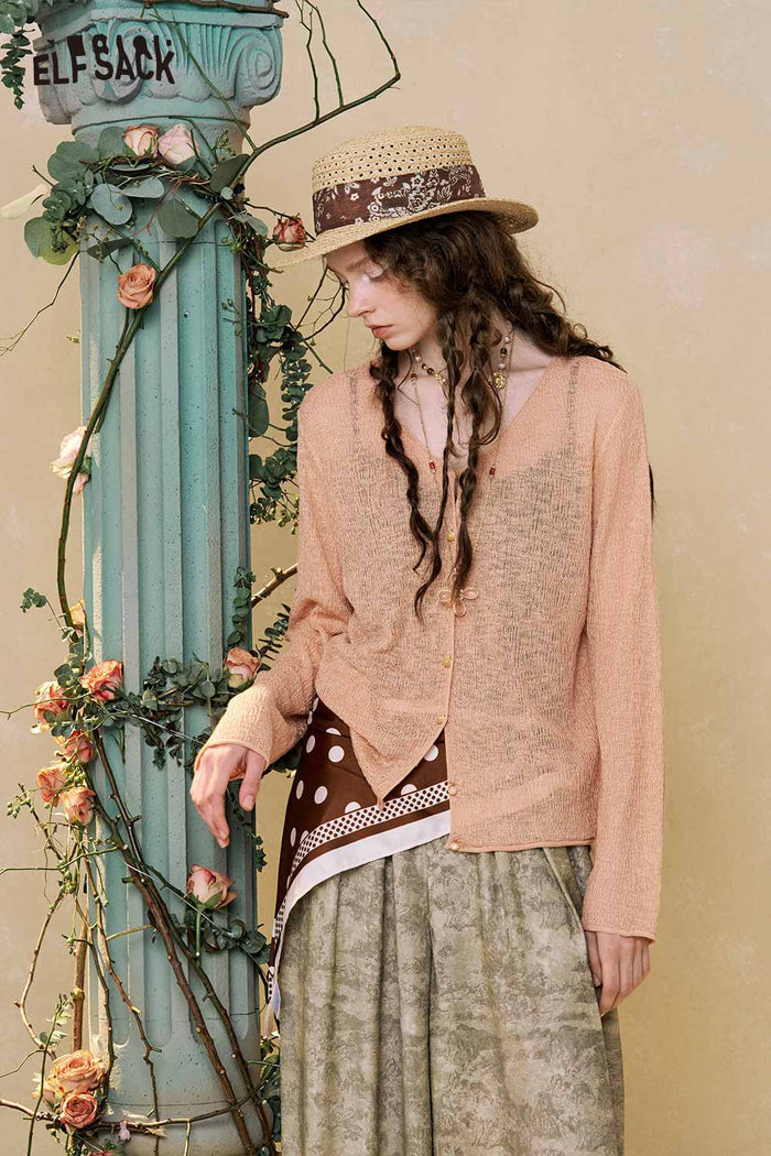 ELFSACK V Neck Button Cropped Long Sleeve Top