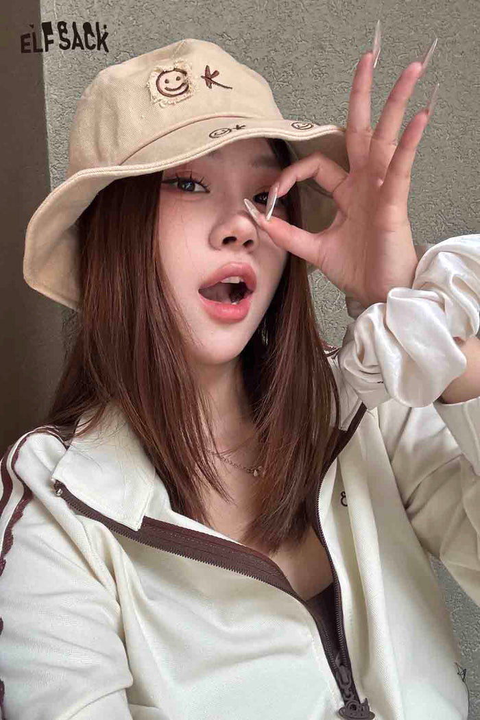 ELFSACK Versatile Sun Protection Fashion Smiley Face Embroidery Fisherman Hat