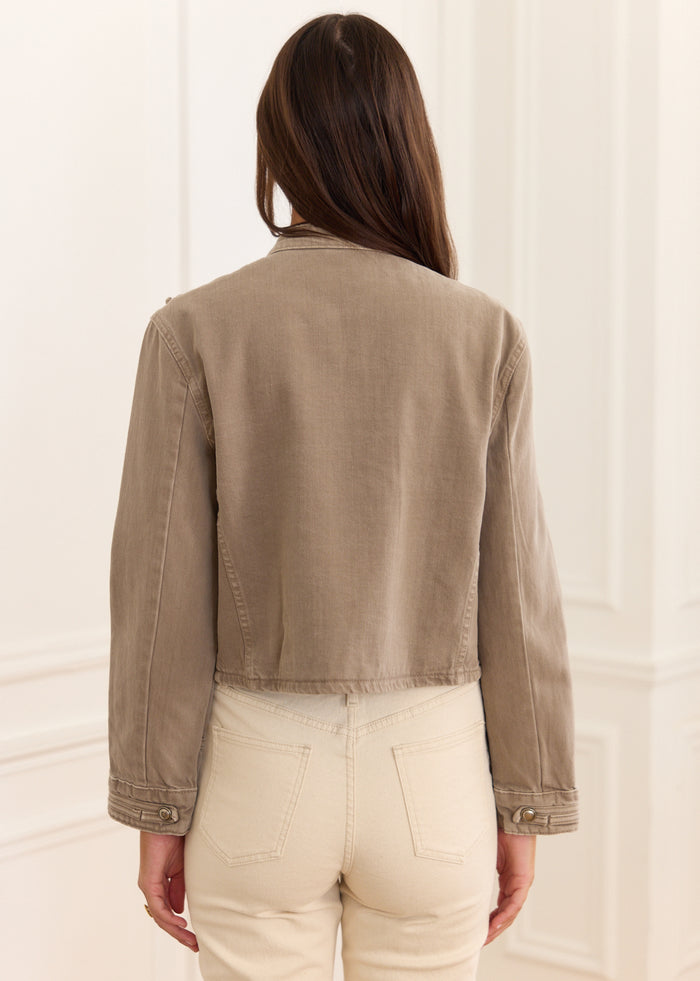 Veste Barn