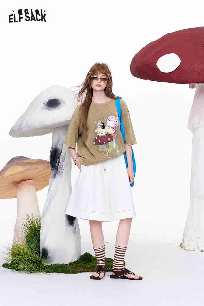 ELFSACK Vintage Mushroom Girl Oversized T-Shirt