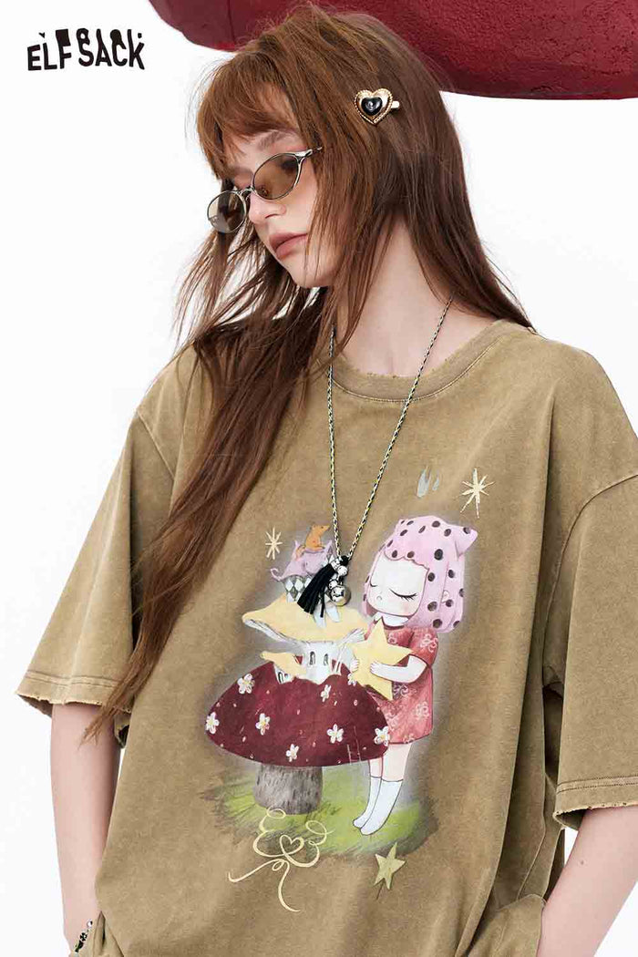 ELFSACK Vintage Mushroom Girl Oversized T-Shirt